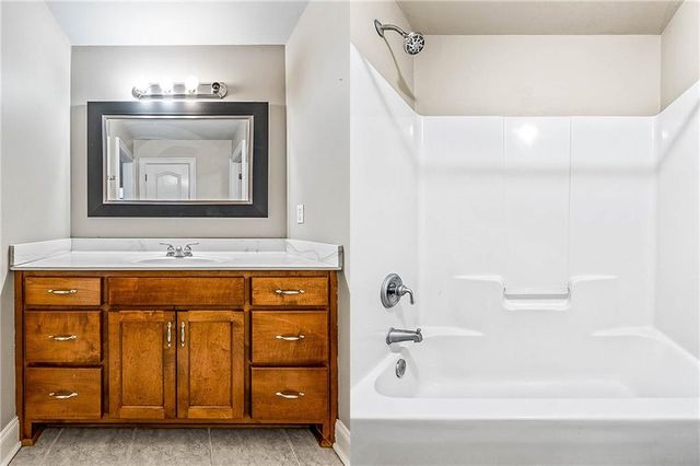 1615 Avery Drive, Locust Grove, GA 30248