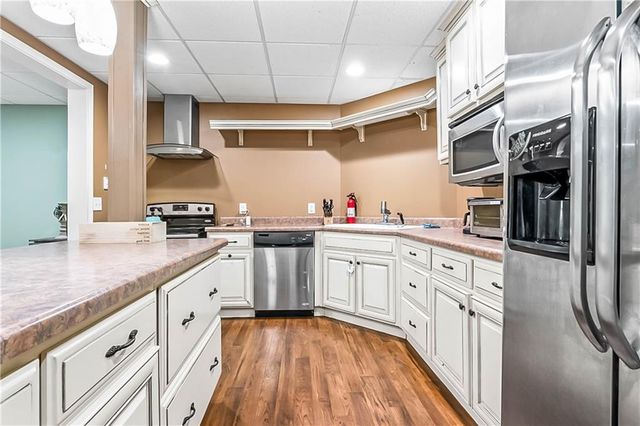 1615 Avery Drive, Locust Grove, GA 30248