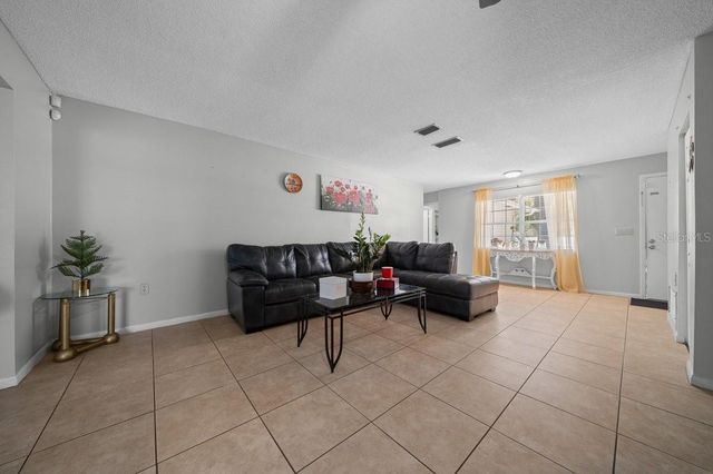 14753 SW 39TH CIRCLE, Ocala, FL 34473