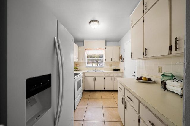 14753 SW 39TH CIRCLE, Ocala, FL 34473