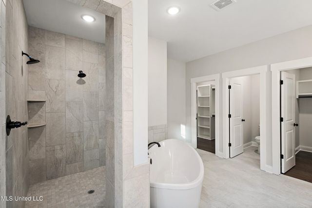 448 Wells Drive, Hernando, MS 38632