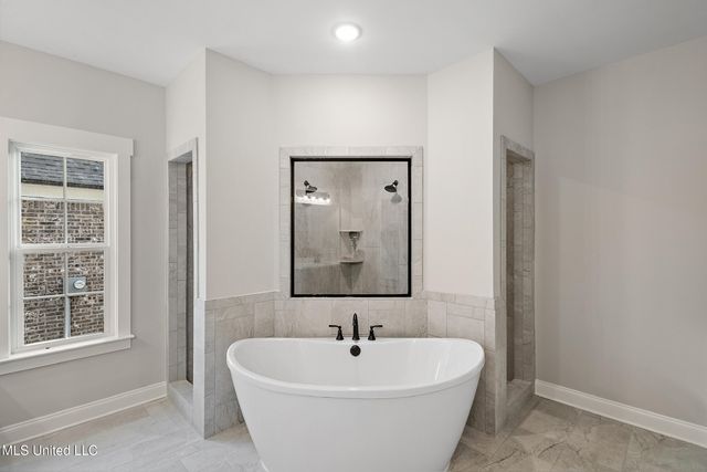 448 Wells Drive, Hernando, MS 38632