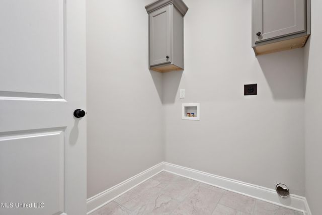 448 Wells Drive, Hernando, MS 38632