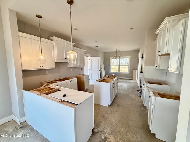 448 Wells Drive, Hernando, MS 38632