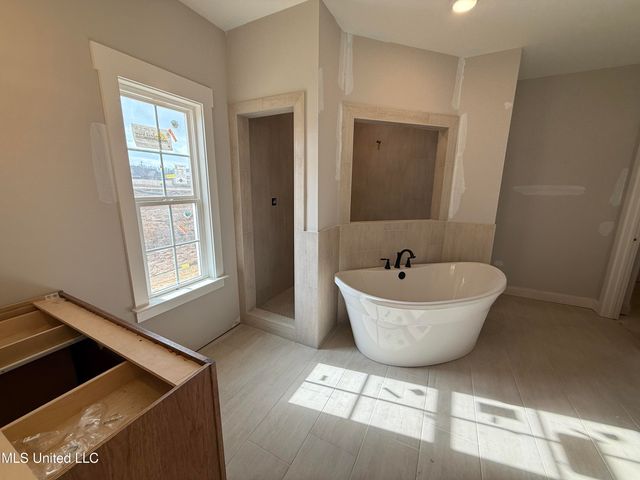 448 Wells Drive, Hernando, MS 38632