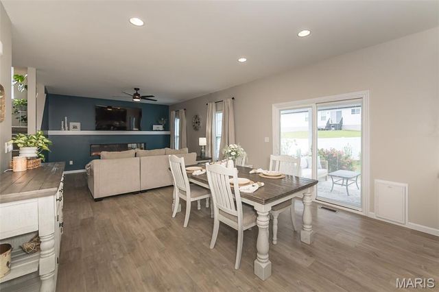 105 River Rock Drive, Moscow Mills, MO 63362