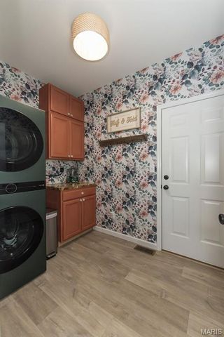 105 River Rock Drive, Moscow Mills, MO 63362