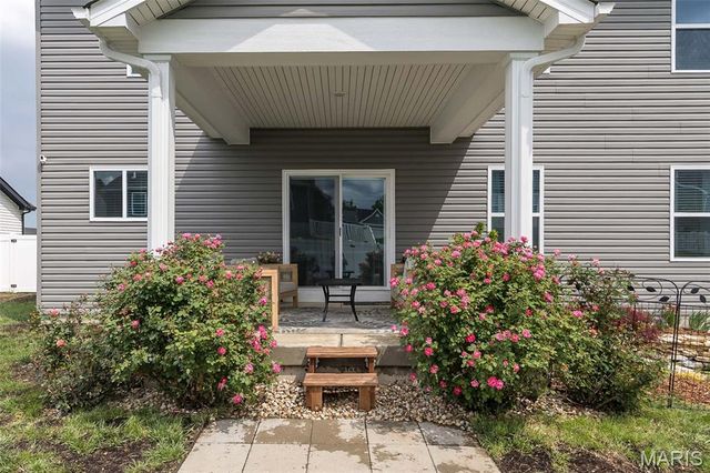105 River Rock Drive, Moscow Mills, MO 63362