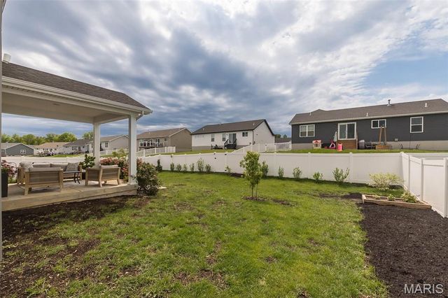 105 River Rock Drive, Moscow Mills, MO 63362