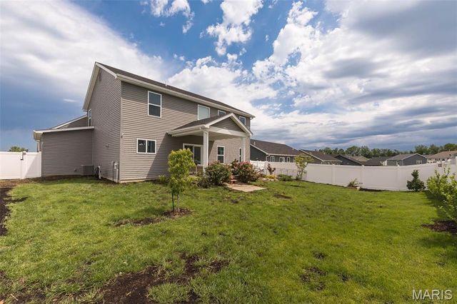 105 River Rock Drive, Moscow Mills, MO 63362