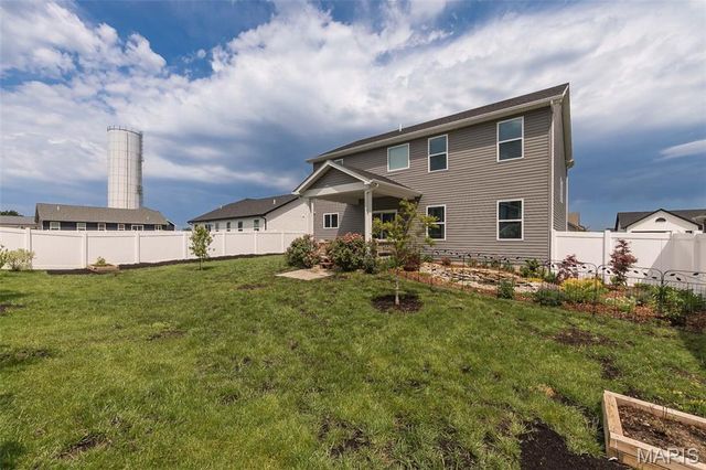 105 River Rock Drive, Moscow Mills, MO 63362