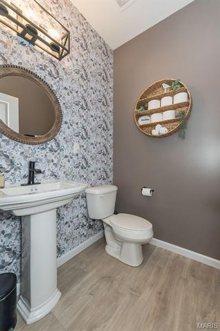 105 River Rock Drive, Moscow Mills, MO 63362