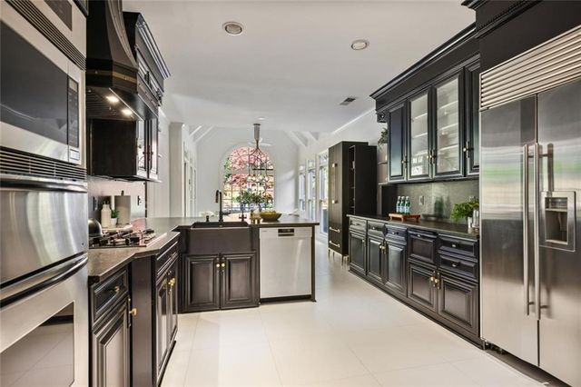 748 Noble Oak Drive, Marietta, GA 30068