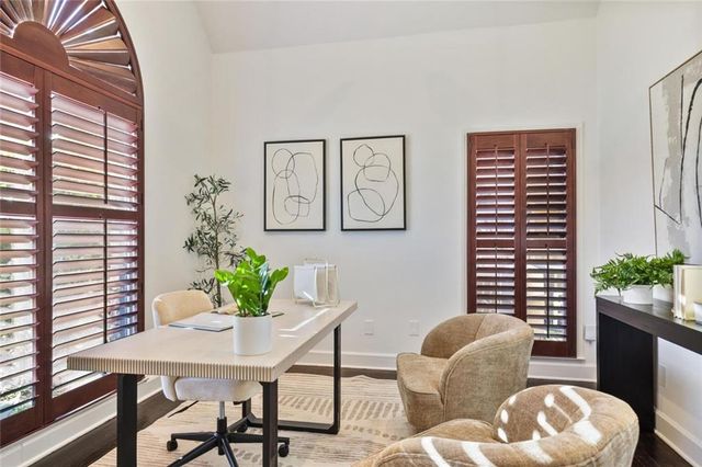 748 Noble Oak Drive, Marietta, GA 30068