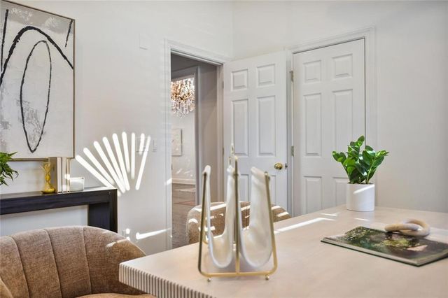 748 Noble Oak Drive, Marietta, GA 30068