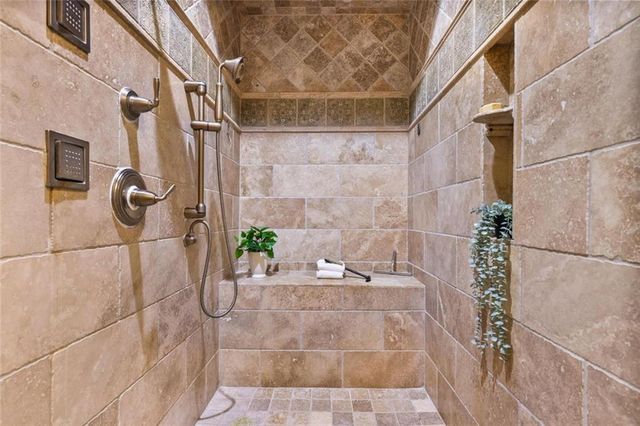 748 Noble Oak Drive, Marietta, GA 30068