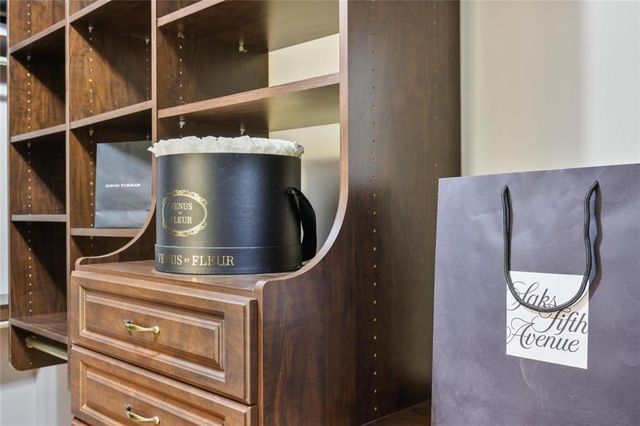 748 Noble Oak Drive, Marietta, GA 30068