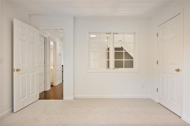 748 Noble Oak Drive, Marietta, GA 30068