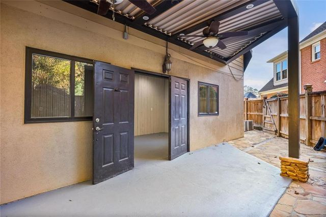 748 Noble Oak Drive, Marietta, GA 30068