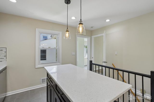 113-113 Stony Road, Edison, NJ 08817