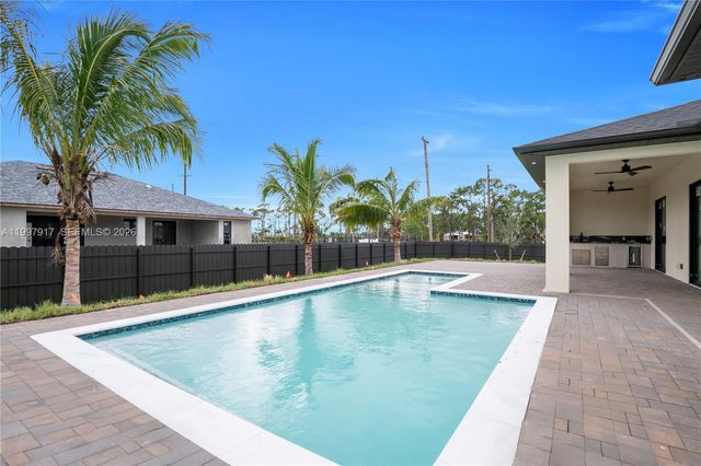 2406 Kismet PKWY, Cape Coral, FL 33993