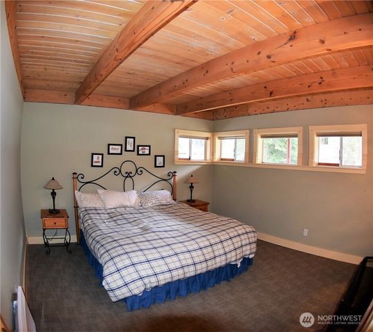 11 Alpental Strasse, Snoqualmie Pass, WA 98068