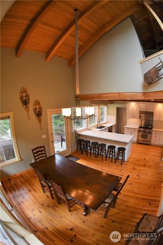 11 Alpental Strasse, Snoqualmie Pass, WA 98068