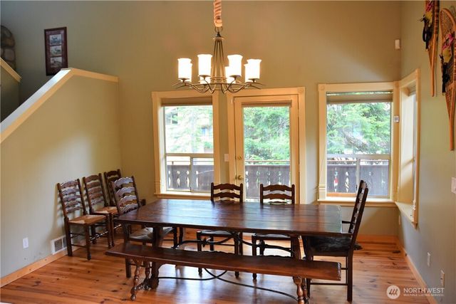 11 Alpental Strasse, Snoqualmie Pass, WA 98068