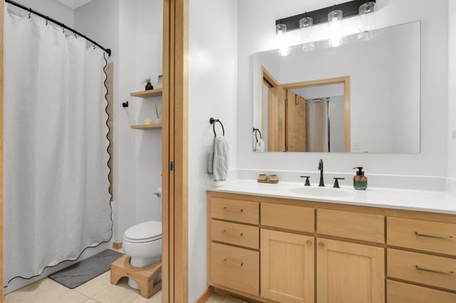 4525 Park Commons Drive 403, Saint Louis Park, MN 55416