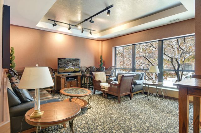 4525 Park Commons Drive 403, Saint Louis Park, MN 55416