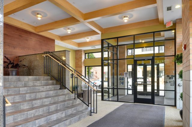 4525 Park Commons Drive 403, Saint Louis Park, MN 55416