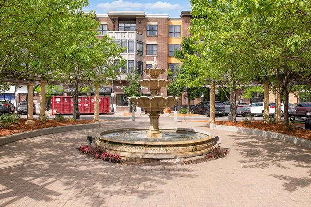 4525 Park Commons Drive 403, Saint Louis Park, MN 55416