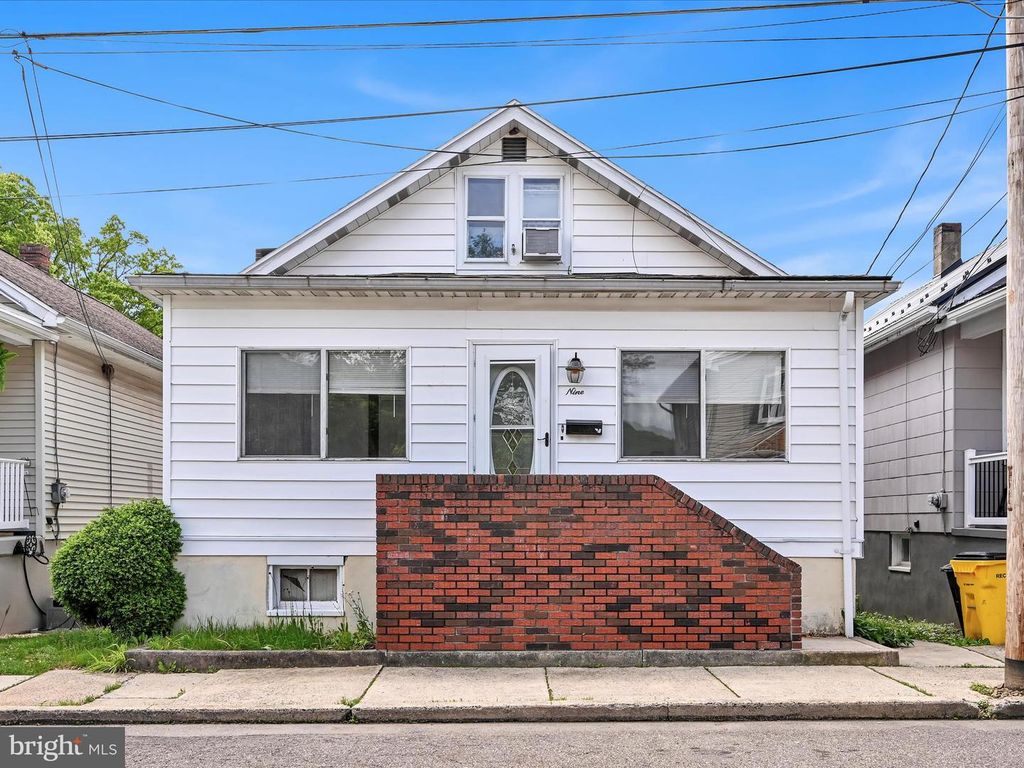9 S STANTON ST, Schuylkill Haven, PA 17972