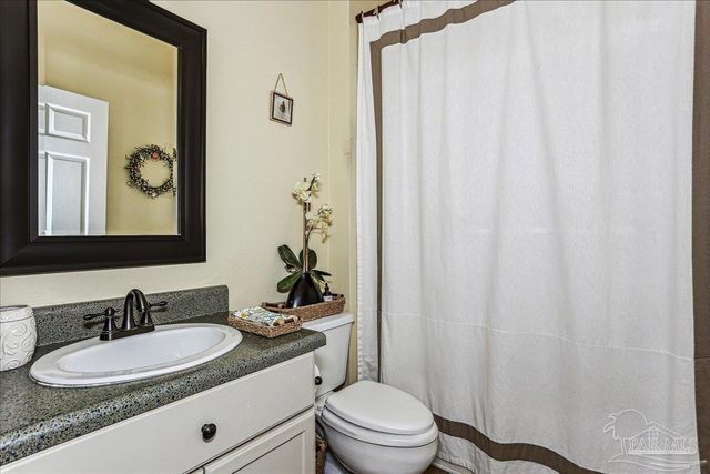 5101 High Pointe Dr, Pensacola, FL 32505