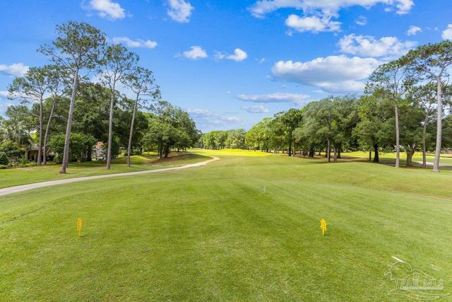 5101 High Pointe Dr, Pensacola, FL 32505