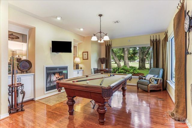 5101 High Pointe Dr, Pensacola, FL 32505