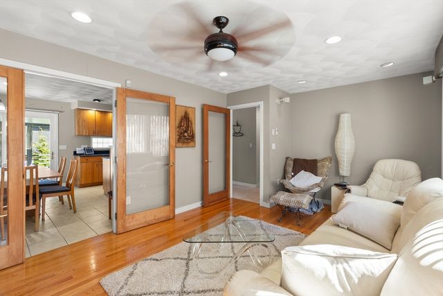 12 Lincoln Road, Billerica, MA 01821