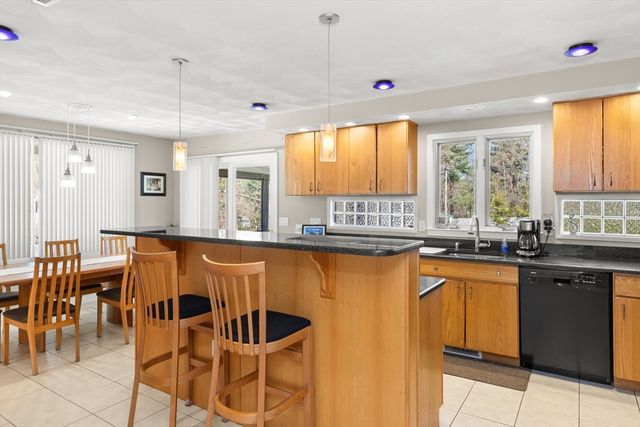 12 Lincoln Road, Billerica, MA 01821