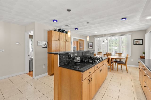 12 Lincoln Road, Billerica, MA 01821