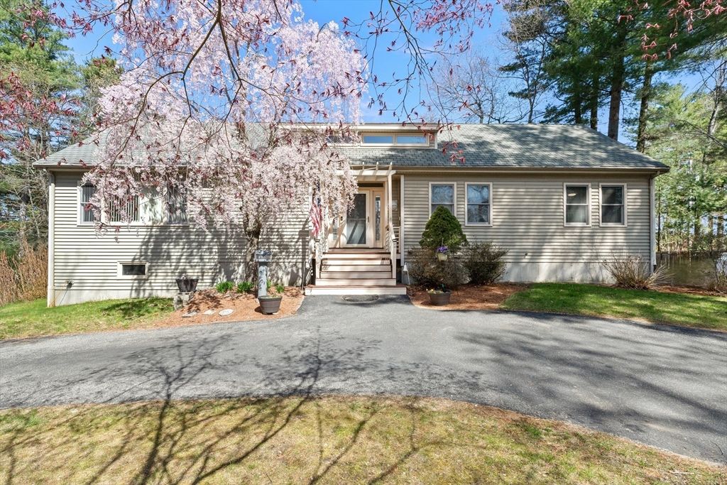 12 Lincoln Road, Billerica, MA 01821