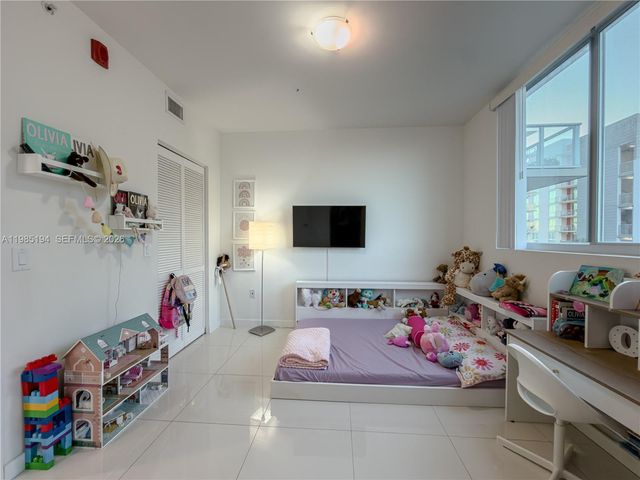 7825 NW 107th Ave 301, Doral, FL 33178