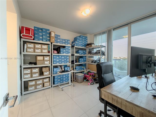 7825 NW 107th Ave 301, Doral, FL 33178