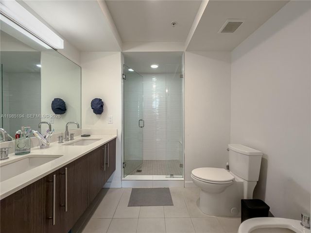 7825 NW 107th Ave 301, Doral, FL 33178