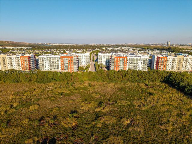7825 NW 107th Ave 301, Doral, FL 33178