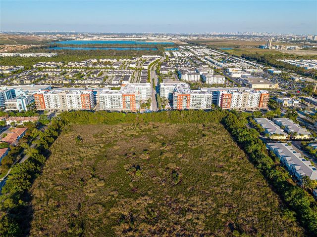 7825 NW 107th Ave 301, Doral, FL 33178