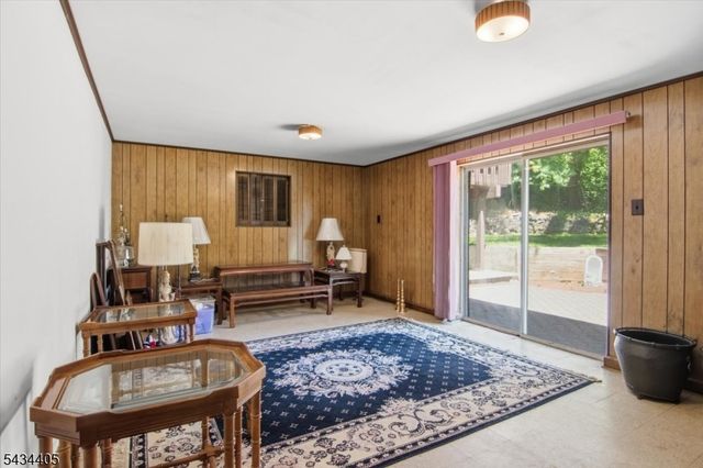 2 Grey Terrace, Woodland Park, NJ 07424