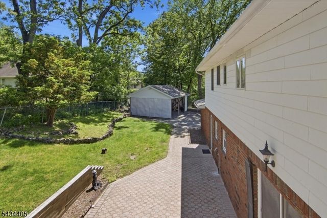 2 Grey Terrace, Woodland Park, NJ 07424