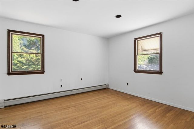 2 Grey Terrace, Woodland Park, NJ 07424