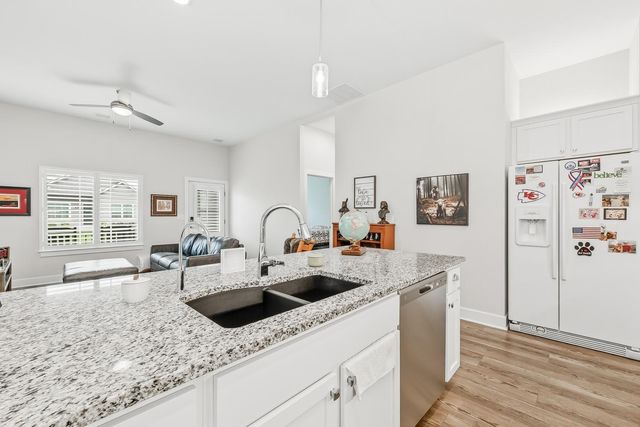 441 E Douglas Ave, Andover, KS 67002