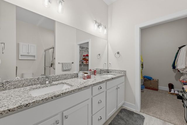 441 E Douglas Ave, Andover, KS 67002